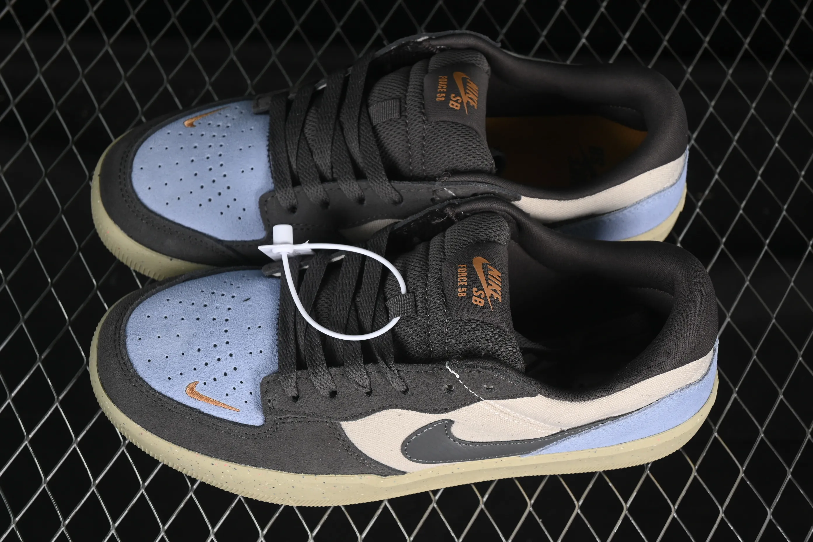 All categories Nk SB Dunk series Nk Force 58 simplified skateboard shoes Nike SB Force 58 Nike simplified retro skateboard shoes DV5477-102
